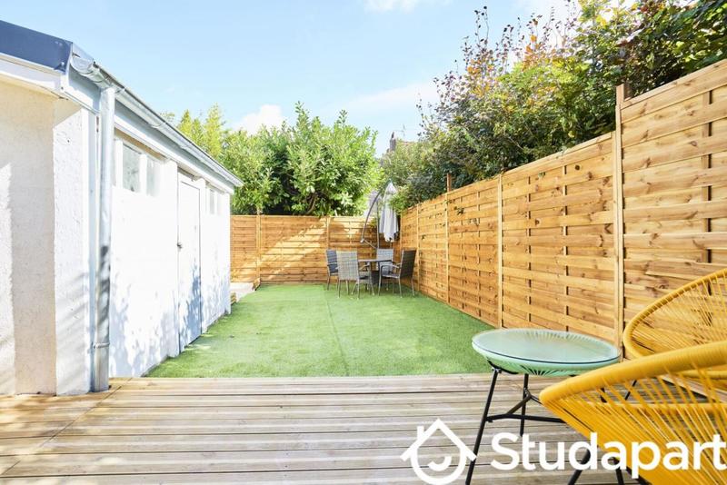 Chambre - 10 m² - 1 pièce