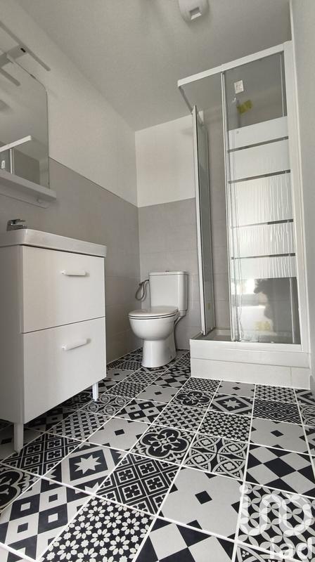 Maison - 317 m² - 8 pièces