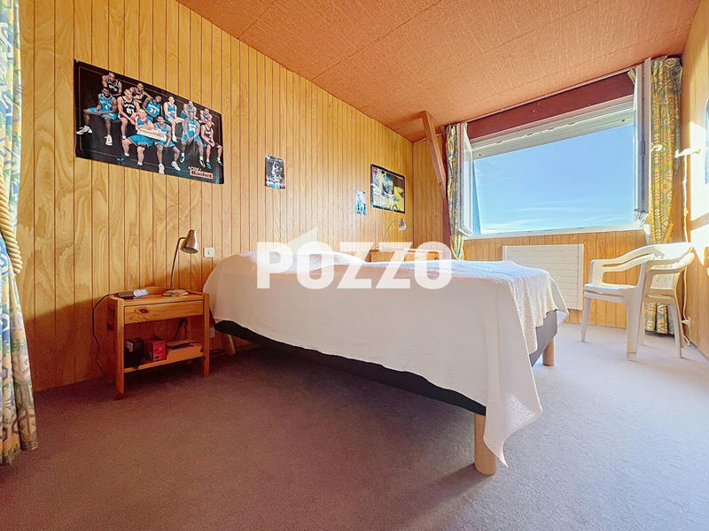 Maison - 181 m² - 8 pièces