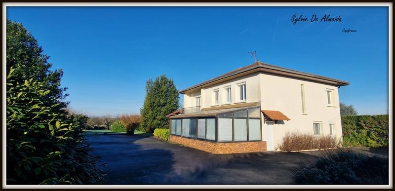 Maison - 167 m² - 7 pièces