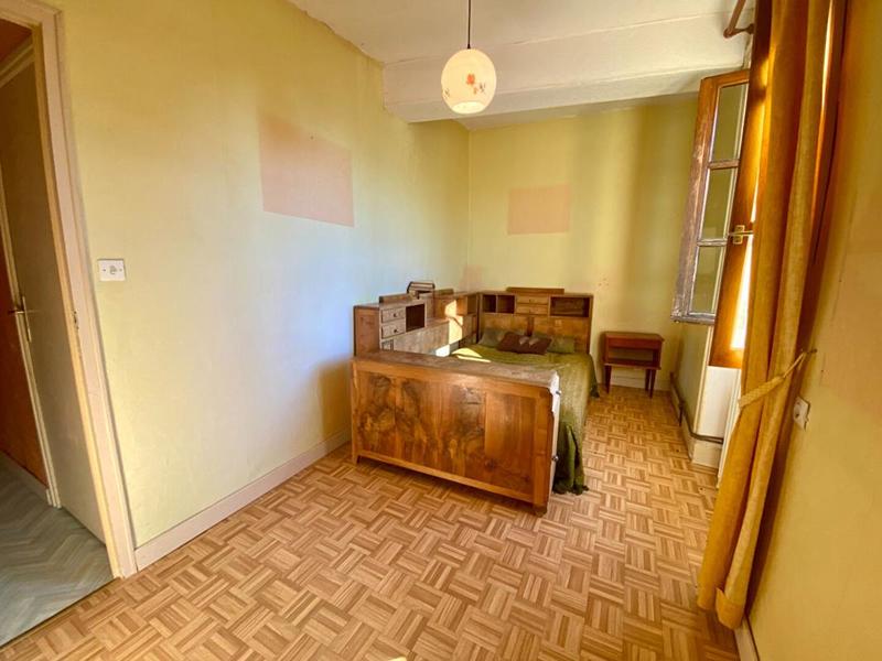 Maison de bourg - 100 m² - 6 pièces