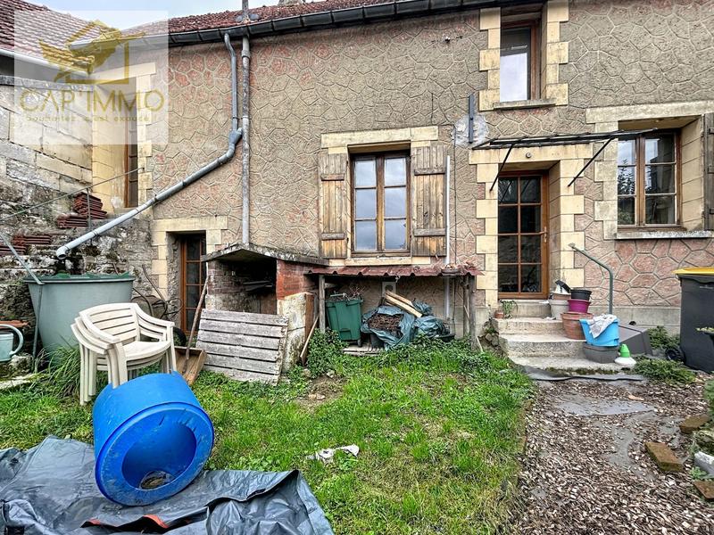 Maison - 90 m² - 5 pièces