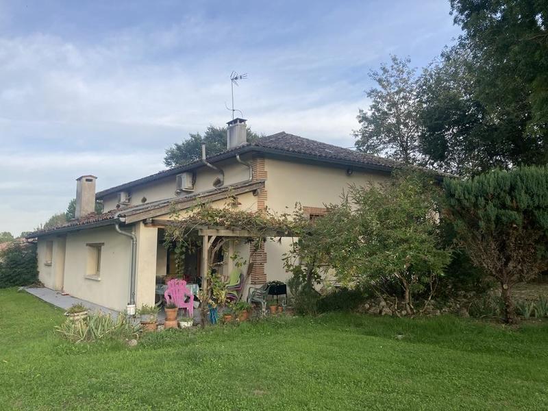 Maison ancienne - 238 m² - 7 pièces