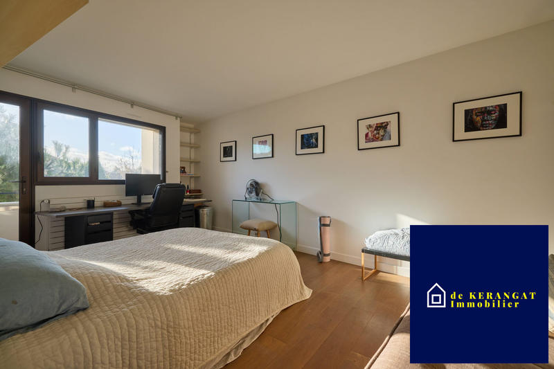 Villa - 238 m² - 8 pièces