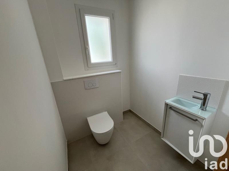 Maison - 98 m² - 5 pièces