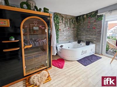 Studio - 57 m² - 2 pièces