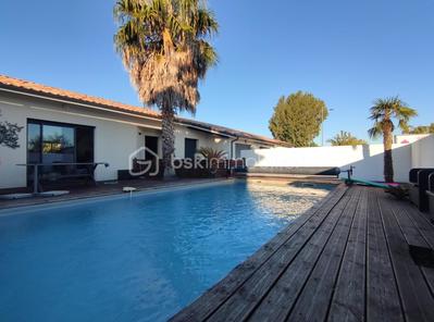 Maison - 93 m² - 4 pièces