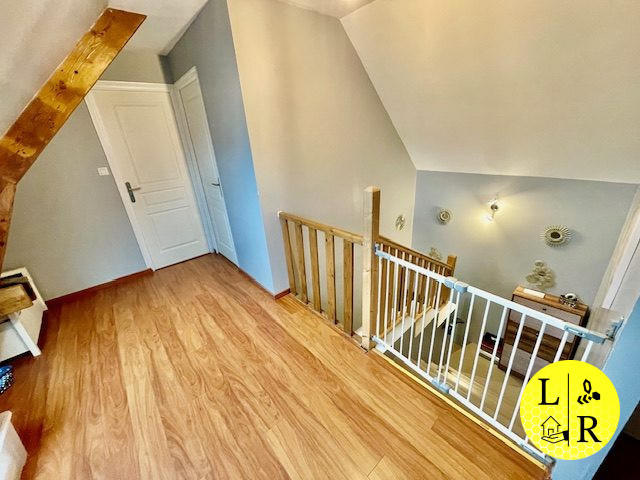 Maison - 167 m² - 8 pièces