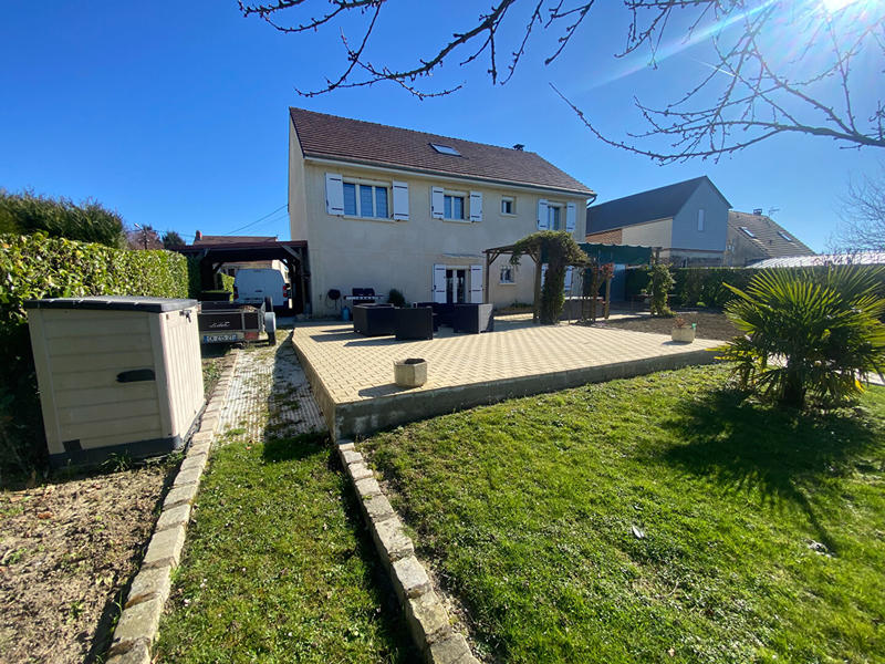 Maison - 136 m² - 8 pièces