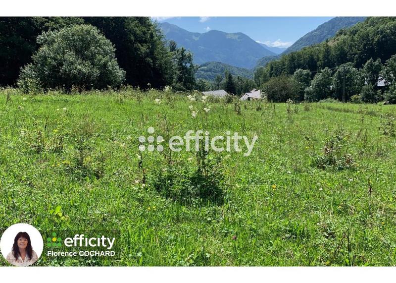 Terrain constructible - 1 249 m²