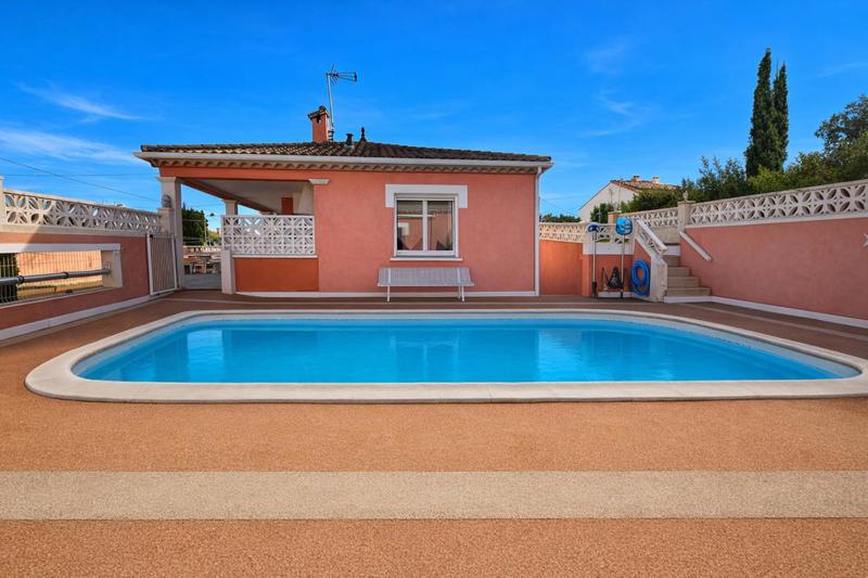 Villa - 200 m² - 7 pièces