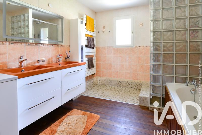 Maison - 146 m² - 7 pièces