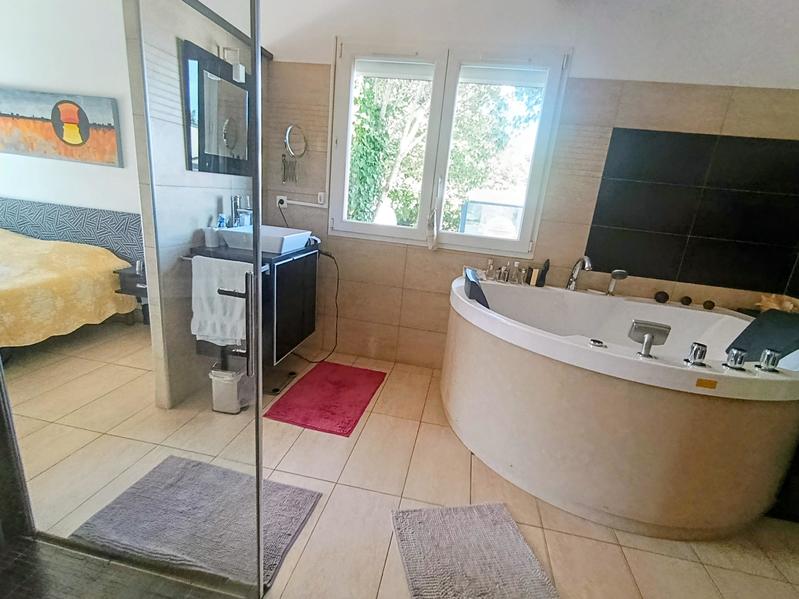 Villa - 155 m² - 4 pièces