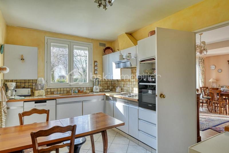 Maison - 188 m² - 7 pièces