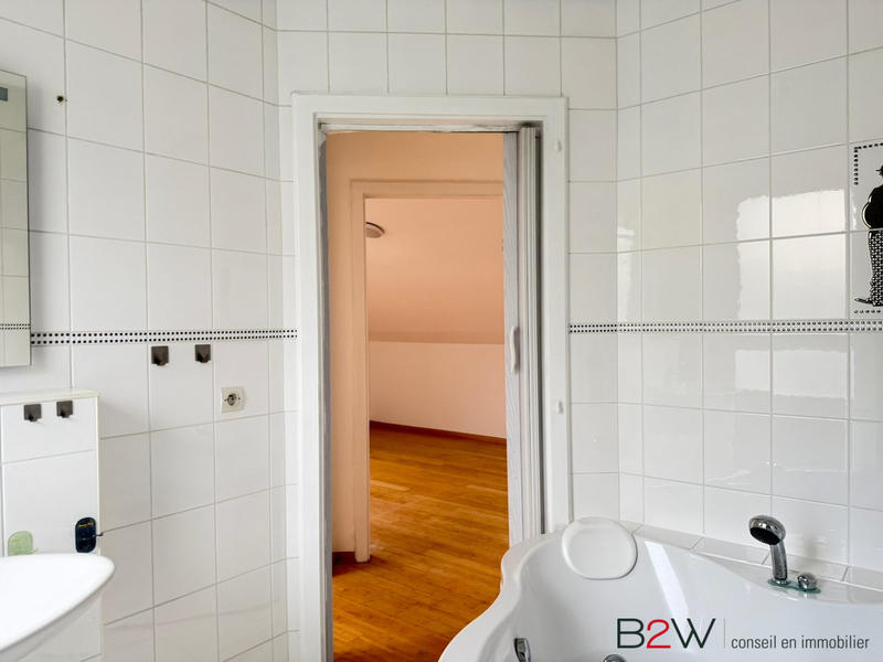 Appartement - 115 m² - 4 pièces