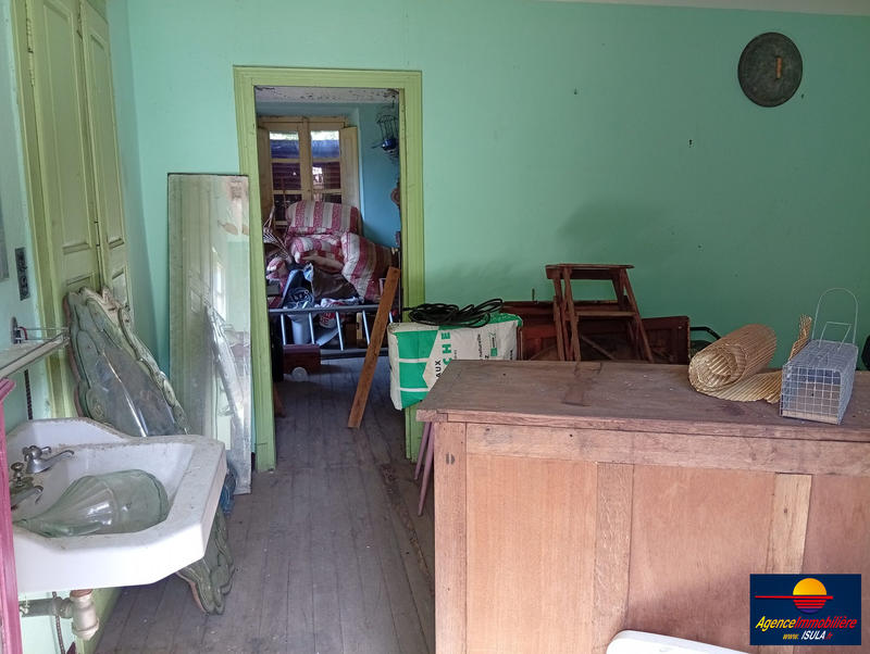 Maison - 166 m² - 12 pièces