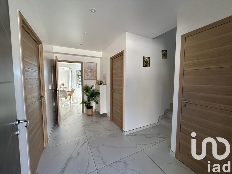 Maison - 170 m² - 7 pièces