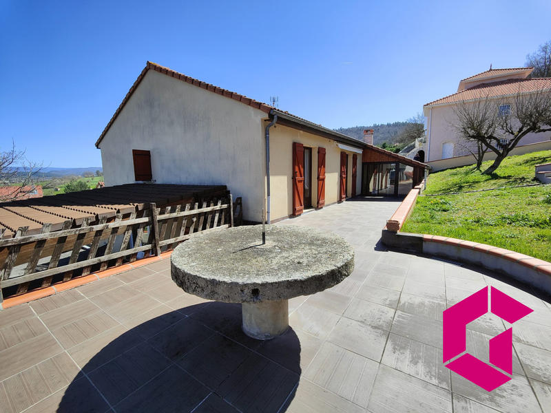 Villa - 140 m² - 7 pièces