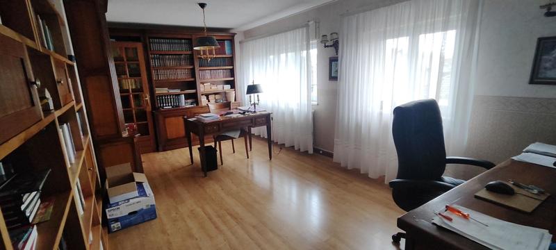 Maison - 140 m² - 7 pièces