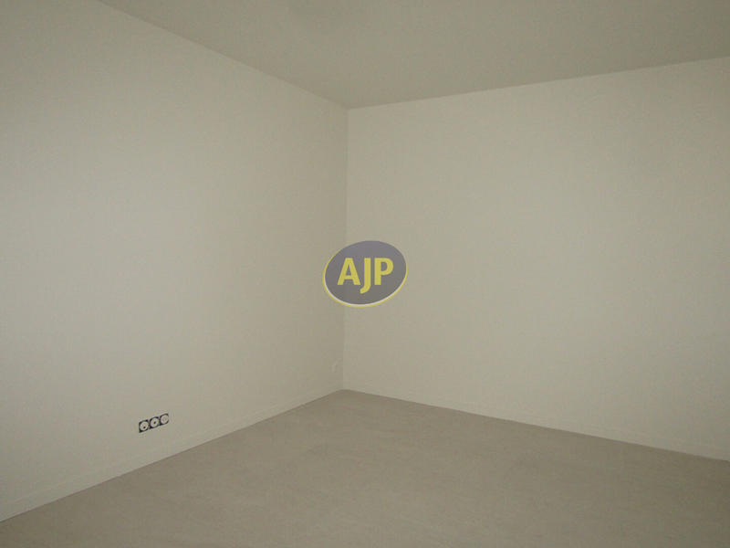 Appartement - 61 m² - 2 pièces