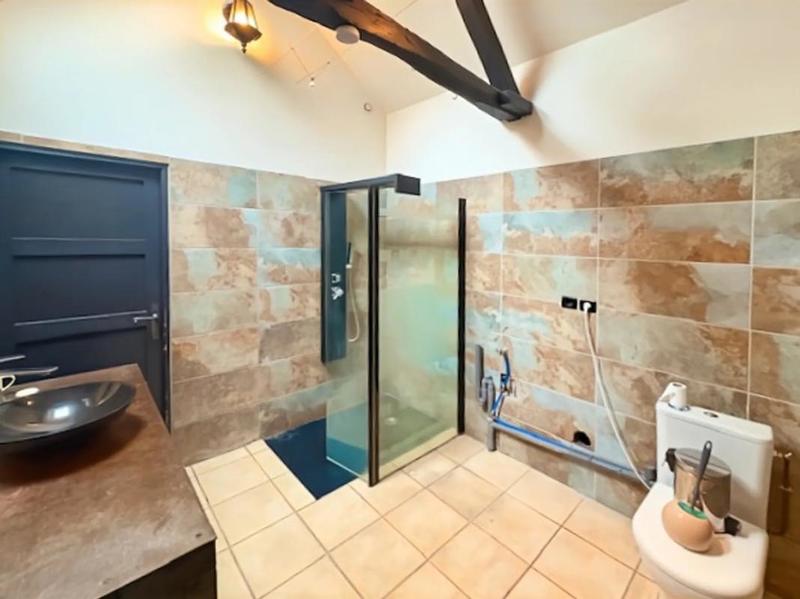 Maison - 220 m² - 6 pièces