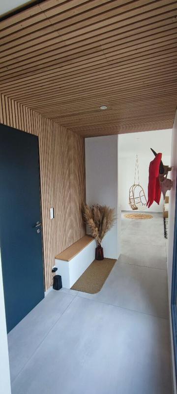 Maison - 220 m² - 5 pièces