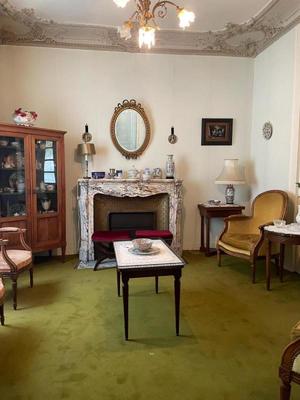 Propriété - 222 m² - 9 pièces