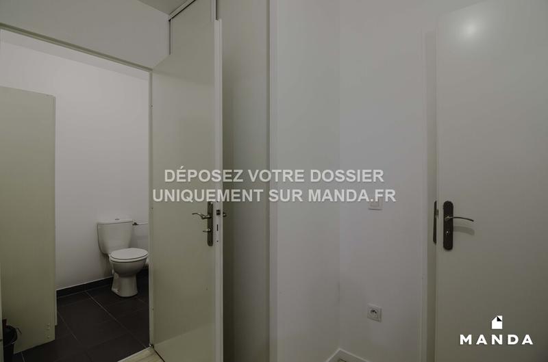 Chambre - 11 m² - 4 pièces