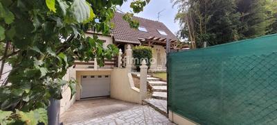 Maison - 177 m² - 8 pièces