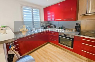 Maison - 102 m² - 6 pièces