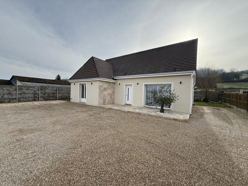 Maison traditionnelle - 148 m² - 6 pièces