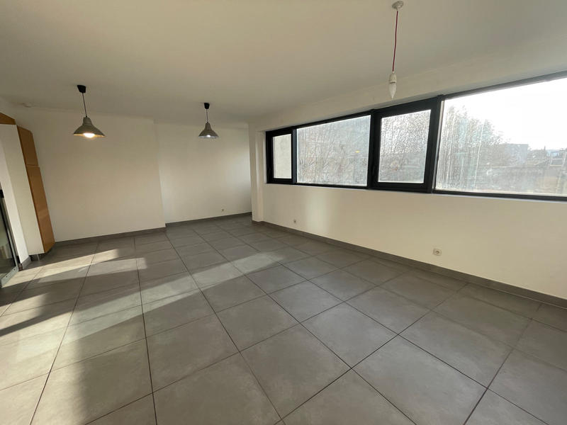 Appartement - 102 m² - 3 pièces