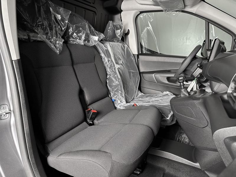 Peugeot Partner Van m 3 Places 1.5 Bluehdi 100ch s&amp;S 650kg -31% Carplay Regul Clim Android Full Led