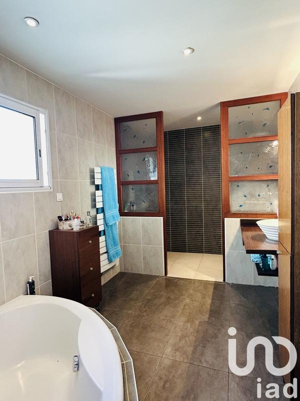 Maison de maîtres - 330 m² - 10 pièces