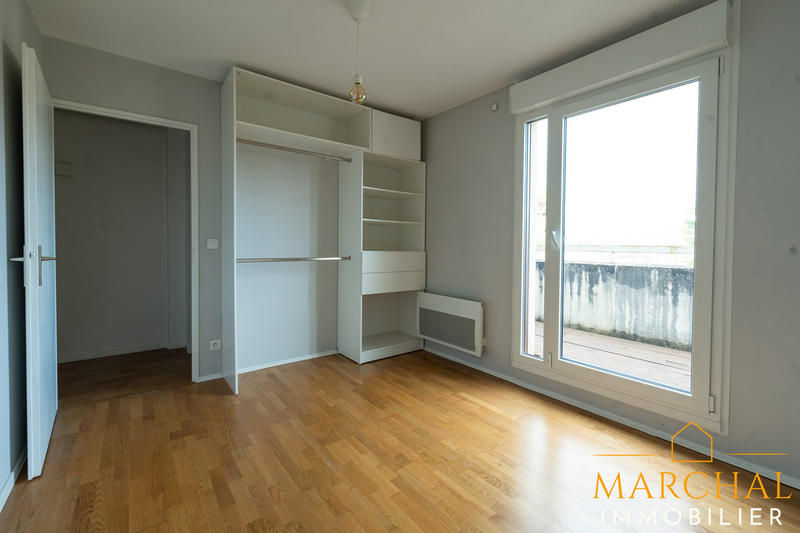 Appartement - 85 m² - 3 pièces