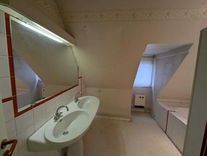 Maison - 258 m² - 6 pièces