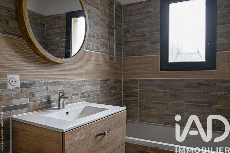 Maison - 88 m² - 4 pièces