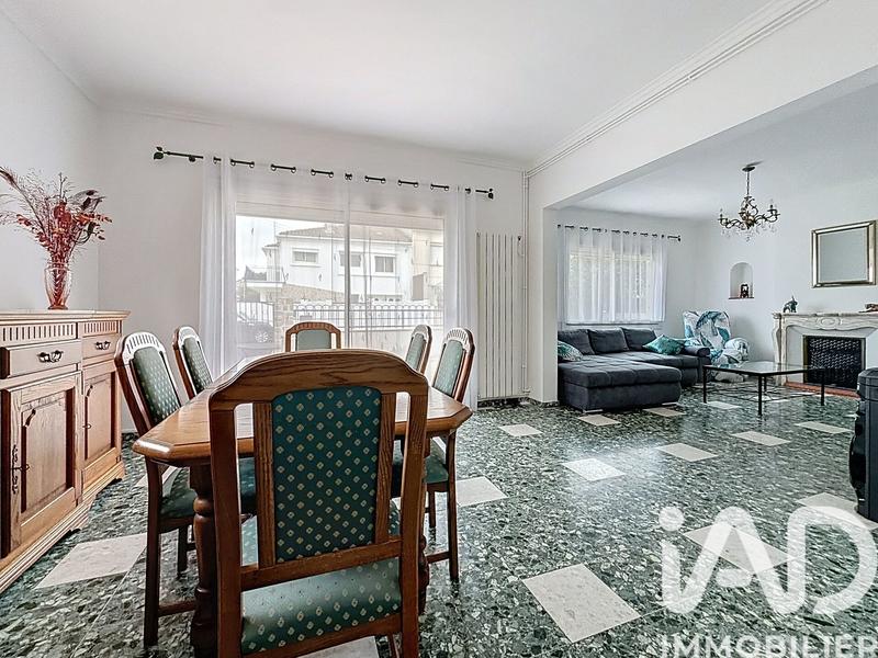 Maison - 180 m² - 5 pièces