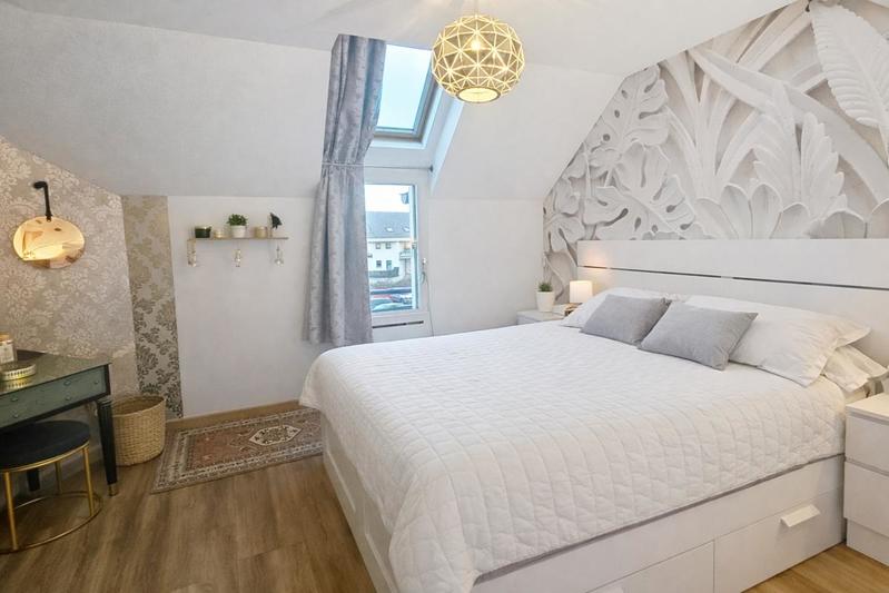 Appartement - 86 m² - 5 pièces