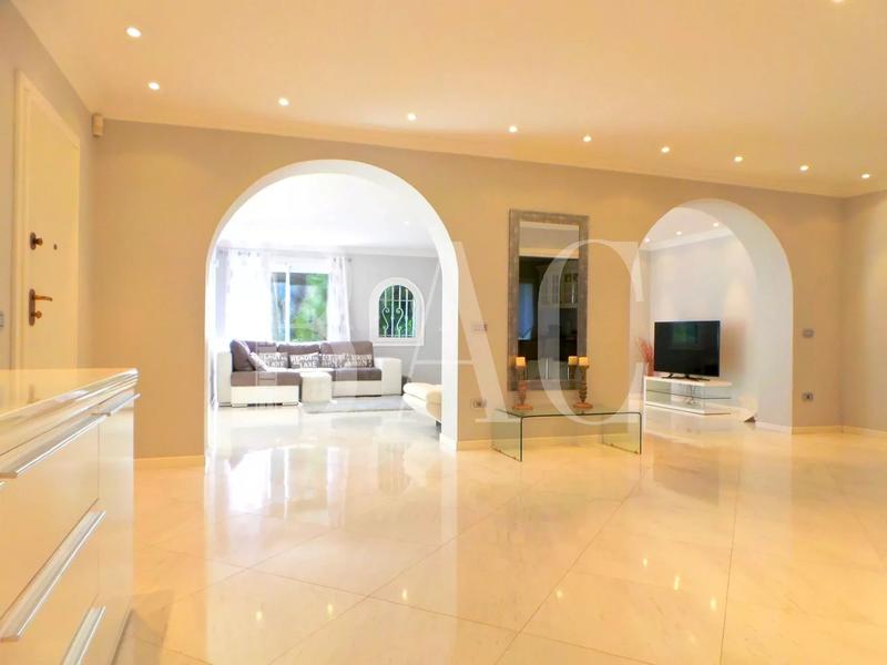 Villa - 550 m² - 14 pièces