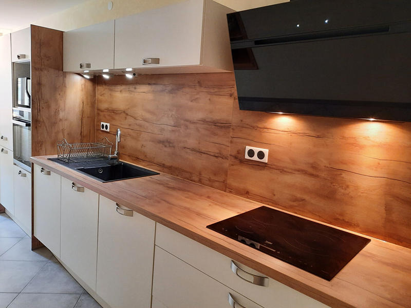 Appartement - 75 m² - 2 pièces