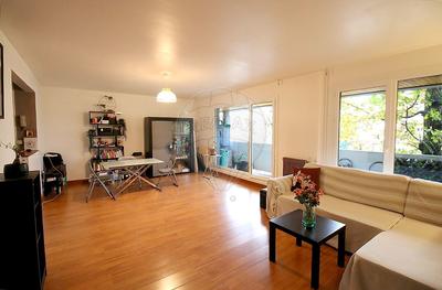 Appartement - 82 m² - 3 pièces