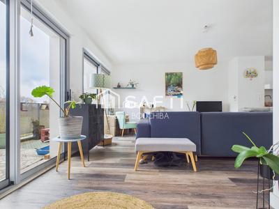 Appartement - 85 m² - 4 pièces