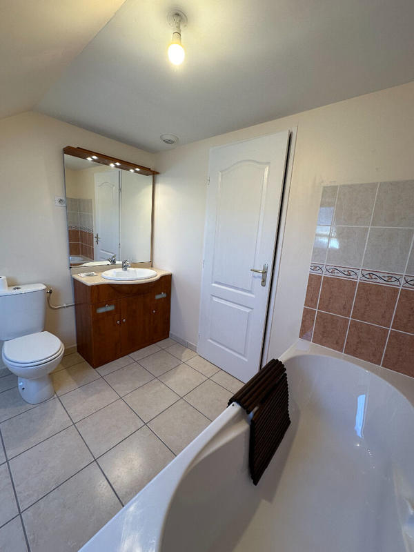 Appartement - 70 m² - 3 pièces