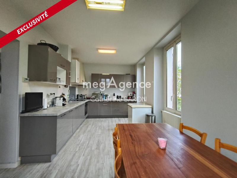 Maison - 136 m² - 4 pièces