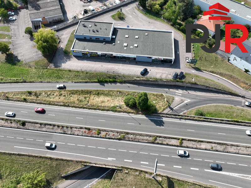 Local commercial - 284 m²