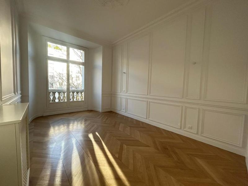Appartement - 187 m² - 5 pièces
