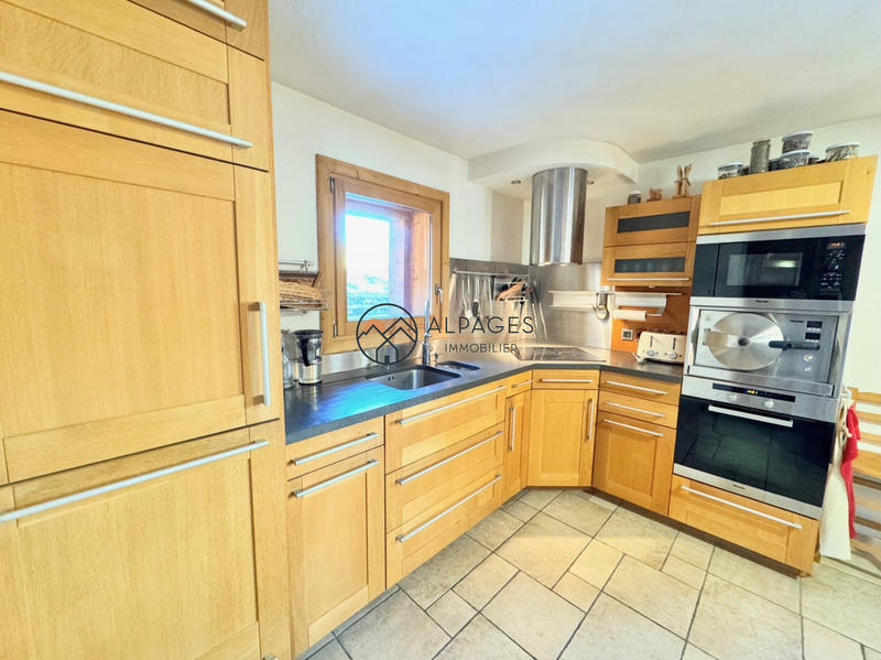 Châlet - 168 m² - 6 pièces