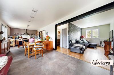 Maison - 125 m² - 5 pièces