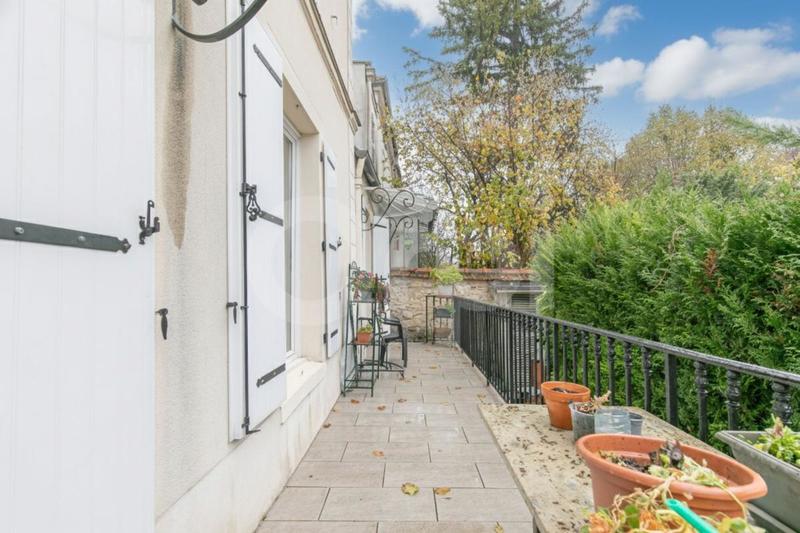 Appartement - 77 m² - 4 pièces